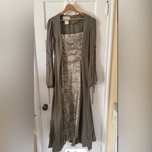 Vintage Medieval Tudor Game of Thrones Halloween Dress made in Montreal.